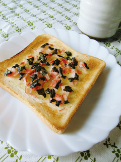 オリーブオイル&カニカマと海苔のトースト-レシピのメイン写真