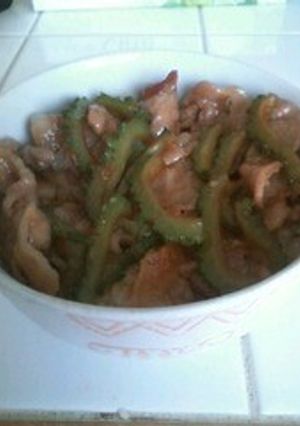 ゴーヤin豚丼-レシピのメイン写真
