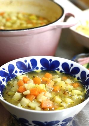 根菜たっぷり 北欧の野菜スープ-レシピのメイン写真