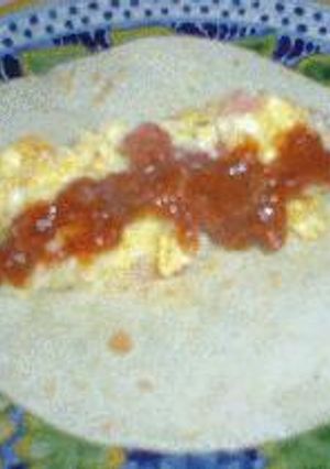 Burrito de huevo (トロトロ卵とチーズのブリート)-レシピのメイン写真