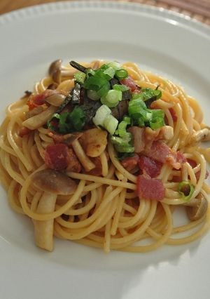 梅バタ醤油風味のパスタ♪-レシピのメイン写真