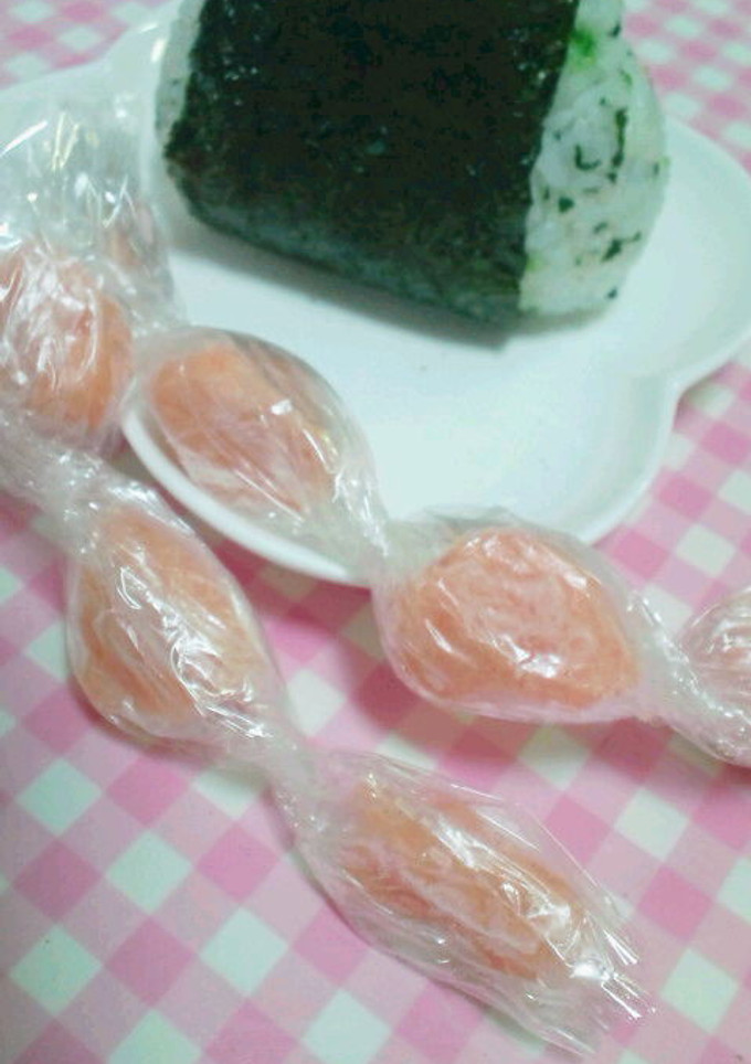 おにぎりの具★たらこの便利な冷凍保存-レシピのメイン写真