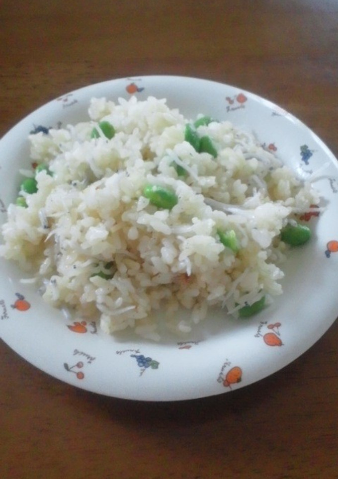 簡単に☆枝豆としらすのピラフ-レシピのメイン写真