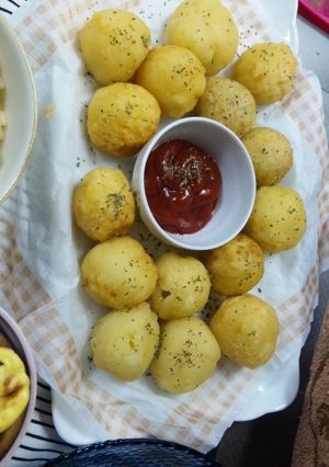 絶品!ﾊﾞｼﾞﾙ香るポテトボール♪-レシピのメイン写真