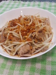 簡単★豚肉ともやしのピリ辛炒め-レシピのメイン写真