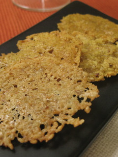 今日のおつまみ。ゴマの焼きチーズ-レシピのメイン写真