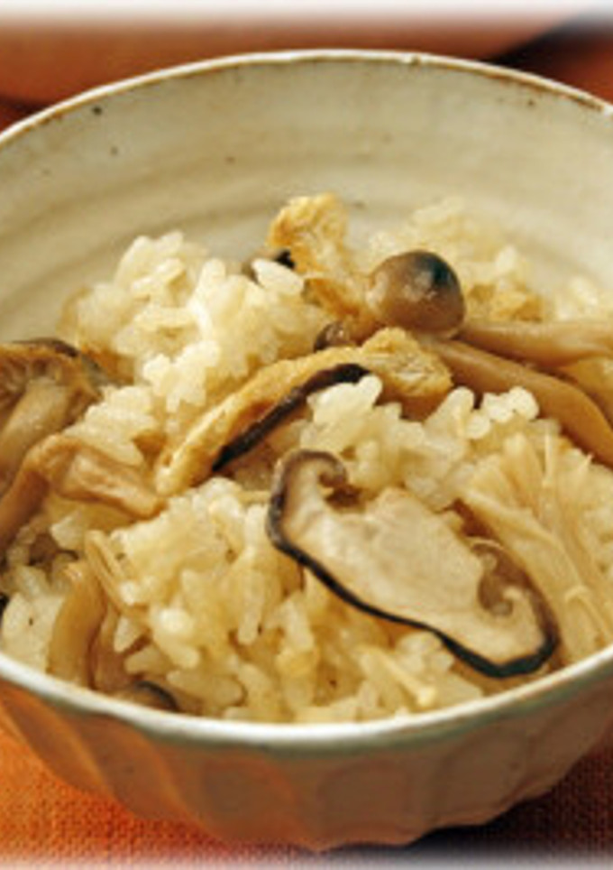 CMで放映中！「きのこの炊き込みご飯」-レシピのメイン写真