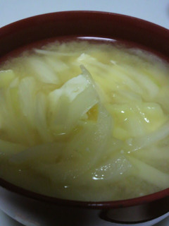 余り野菜とお豆腐で節約お味噌汁☆-レシピのメイン写真