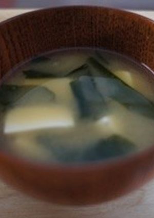簡単本格派。煮干し出汁のお味噌汁-レシピのメイン写真