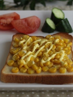 簡単朝ご飯!コーンマヨネーズトースト-レシピのメイン写真