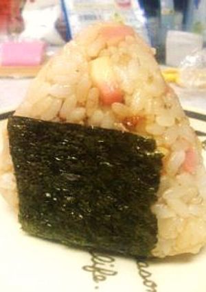 ひいばーのおかか☆かまぼこおにぎり♪-レシピのメイン写真