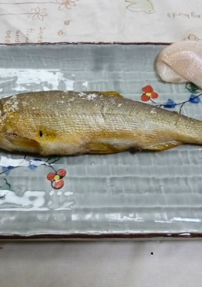 圧力鍋で骨まで柔らかい☆鮎の塩焼き-レシピのメイン写真