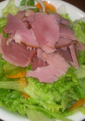 誰でも作れる簡単サラダ-レシピのメイン写真