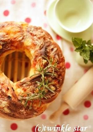 自家製酵母で♪ハムとチーズのリングパン-レシピのメイン写真