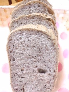 HBで♪黒胡麻フランスパン-レシピのメイン写真