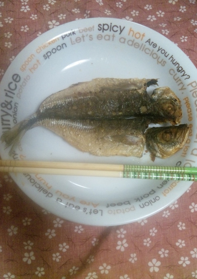 丸ごとサクサクいける！！干物の素揚げ♪-レシピのメイン写真