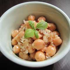 รูปของ ひよこ豆のマスタードサラダ