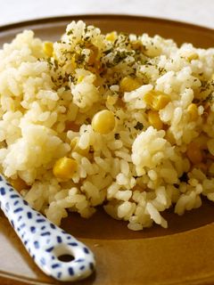 炊飯器で簡単♥♡マヨコーンピラフ-レシピのメイン写真