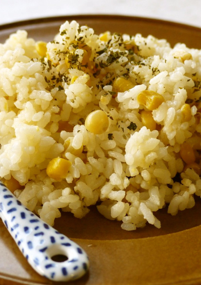 炊飯器で簡単♥♡マヨコーンピラフ-レシピのメイン写真