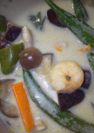 ペーストいらずのグリーンカレー-レシピのメイン写真