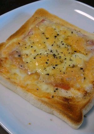ドレッシングで？旨々ハムチーズトースト☆-レシピのメイン写真