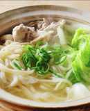 寒い日風邪に白だしで旨塩鶏うどん鍋☆夜食