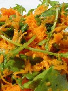 Carrot and Rocket Salad ニンジンとルッコラのサラダ-レシピのメイン写真