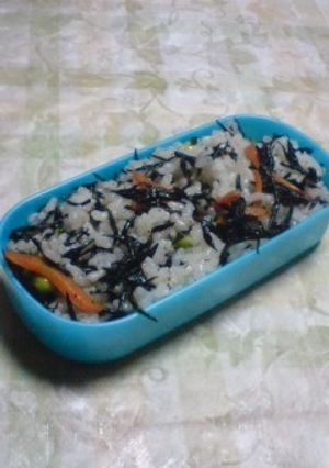 ひじき混ぜごはん-レシピのメイン写真