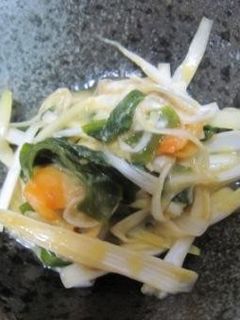 青柳とネギ・ワカメの辛子酢味噌和え-レシピのメイン写真