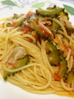 トマト❤ゴーヤ❤豚肉の❤ギャップパスタ-レシピのメイン写真