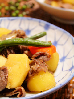 水なし♪コツなし♪野菜の旨みで!肉じゃが-レシピのメイン写真
