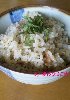 簡単!梅干炊き込みご飯-レシピのメイン写真