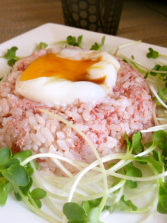 コンビーフご飯✿温泉卵のっけ丼-レシピのメイン写真