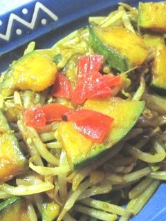 もやしとかぼちゃのカレールー炒め-レシピのメイン写真