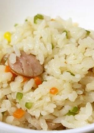 炊飯器で簡単に♪ウィンナー☆ピラフ-レシピのメイン写真