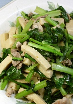 小松菜と凍み豆腐（高野豆腐）の炒め物-レシピのメイン写真