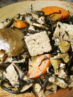 ひじきと凍み豆腐(高野豆腐)の炒め煮-レシピのメイン写真
