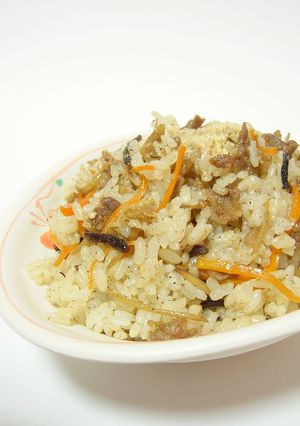 牛肉とゴボウの混ぜ込みごはん♪-レシピのメイン写真