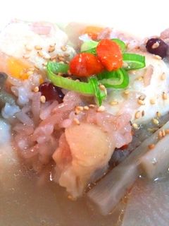 土鍋で簡単♪手羽元でサムゲタン風スープ-レシピのメイン写真