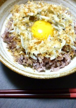 栄養バランス良しっ！の卵かけご飯っ♪-レシピのメイン写真
