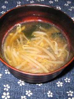 ごま油deもやしの味噌汁-レシピのメイン写真
