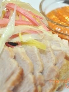 コチュジャンだれでいただく茹で豚♪-レシピのメイン写真