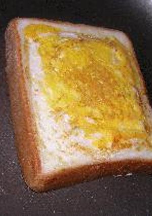 ぽとん卵のチーズトースト-レシピのメイン写真