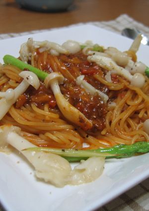 おいしいミートソースで☆パスタ野菜添え-レシピのメイン写真