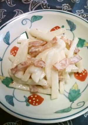 大根ｻﾗﾀﾞにｶﾘｶﾘﾍﾞｰｺﾝ♪-レシピのメイン写真