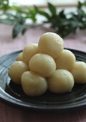 お豆腐と白玉粉だけで♪美味しい月見だんご-レシピのメイン写真
