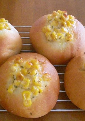 ＊手ごねでたっぷりコーンパン＊-レシピのメイン写真