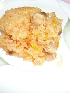 簡単らくらく!炊飯器でチキンピラフ-レシピのメイン写真