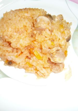 簡単らくらく！炊飯器でチキンピラフ-レシピのメイン写真