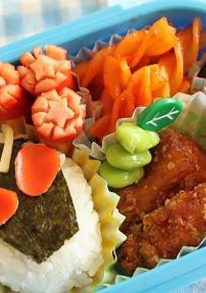 お弁当に！仮面ライダーフォーゼのおにぎり-レシピのメイン写真